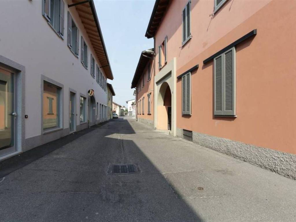 negozio in vendita a Cornate d'Adda