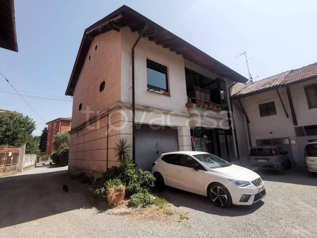 casa indipendente in vendita a Cornate d'Adda in zona Colnago