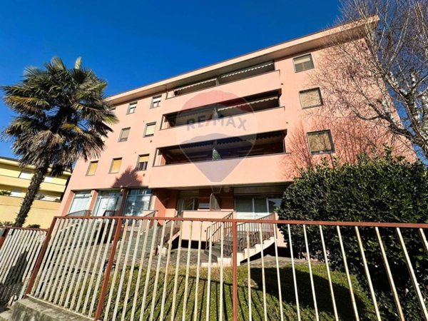locale commerciale in vendita a Cornate d'Adda