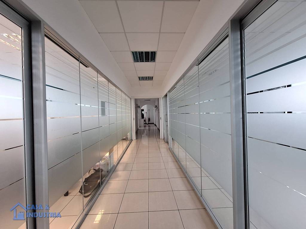 ufficio in vendita a Cornate d'Adda