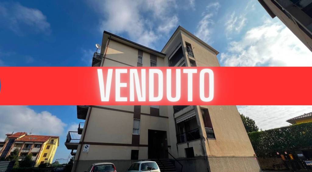 appartamento in vendita a Cornate d'Adda in zona Colnago