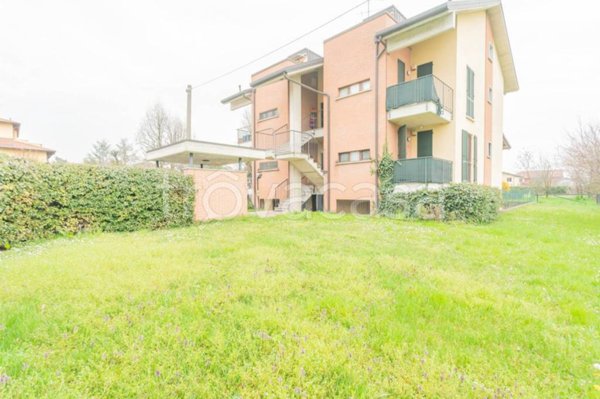 appartamento in vendita a Cornate d'Adda