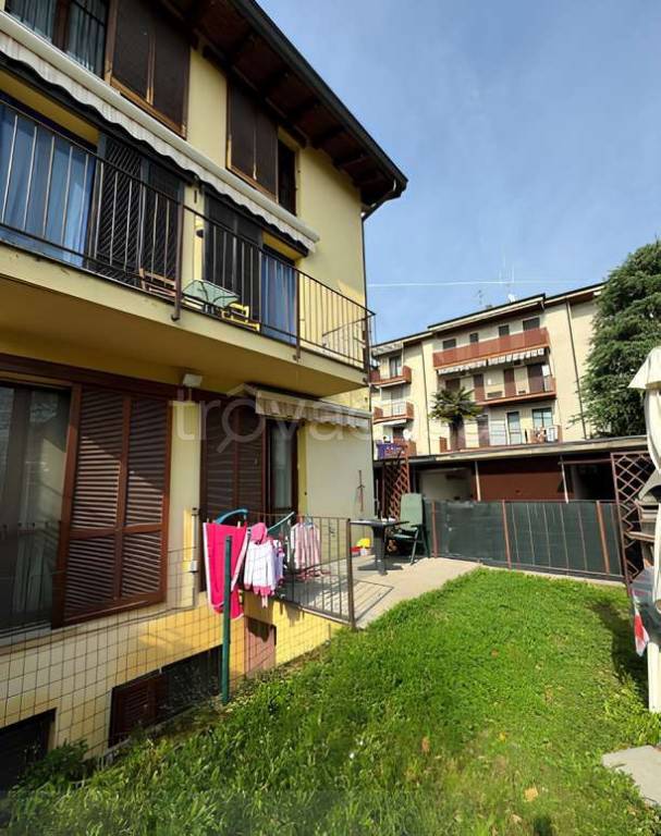 appartamento in vendita a Cornate d'Adda