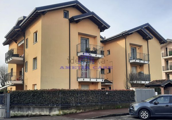 appartamento in vendita a Cornate d'Adda