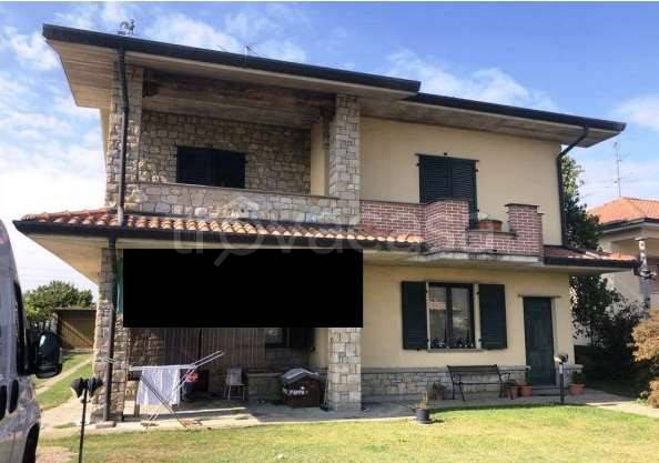 casa indipendente in vendita a Cornate d'Adda