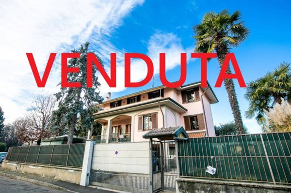 casa indipendente in vendita a Cornate d'Adda in zona Colnago