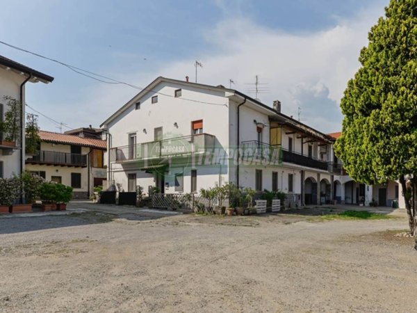 appartamento in vendita a Cornate d'Adda