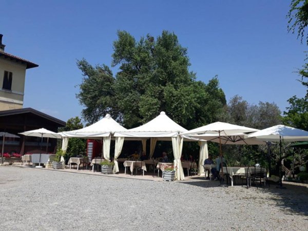 negozio in vendita a Cornate d'Adda