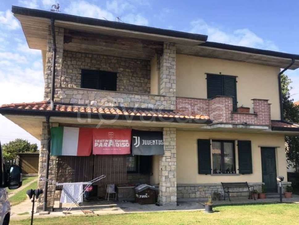 casa indipendente in vendita a Cornate d'Adda
