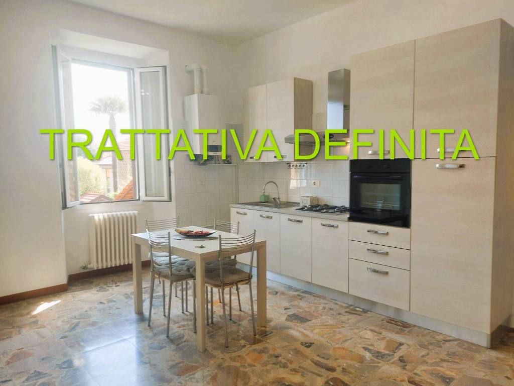 appartamento in vendita a Cornate d'Adda in zona Colnago