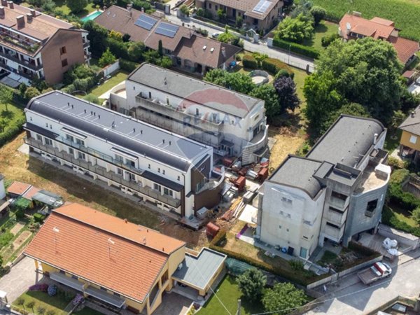 appartamento in vendita a Cornate d'Adda in zona Colnago