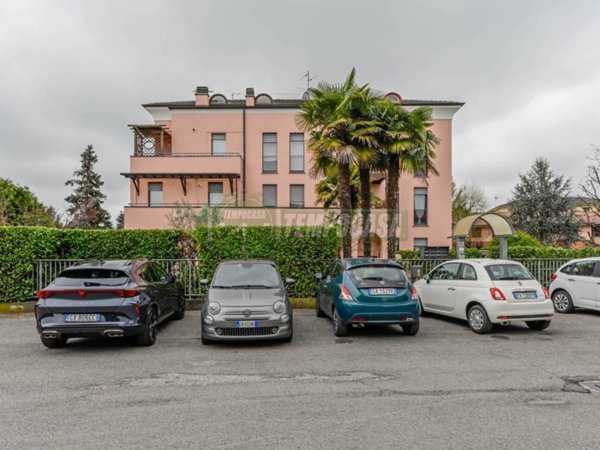 appartamento in vendita a Cornate d'Adda
