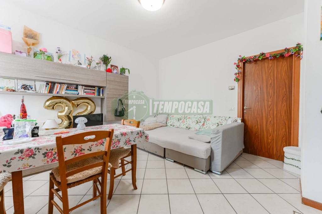 appartamento in vendita a Cornate d'Adda