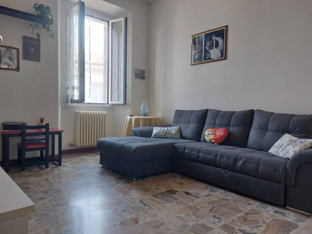 appartamento in vendita a Cornate d'Adda in zona Colnago