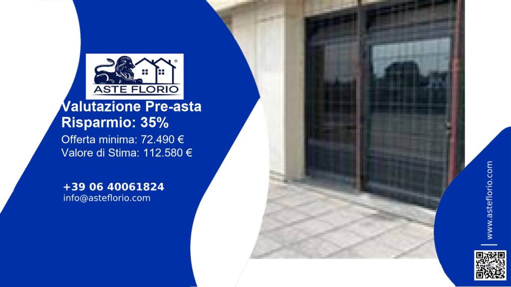 locale commerciale in vendita a Cornate d'Adda