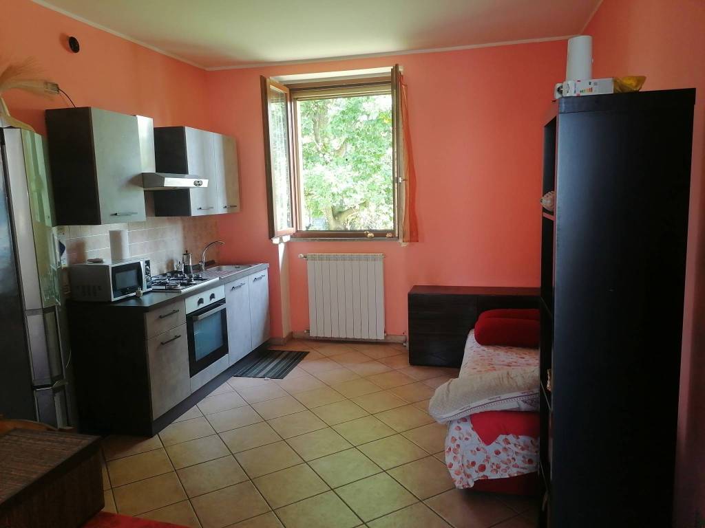 appartamento in vendita a Cornate d'Adda in zona Colnago