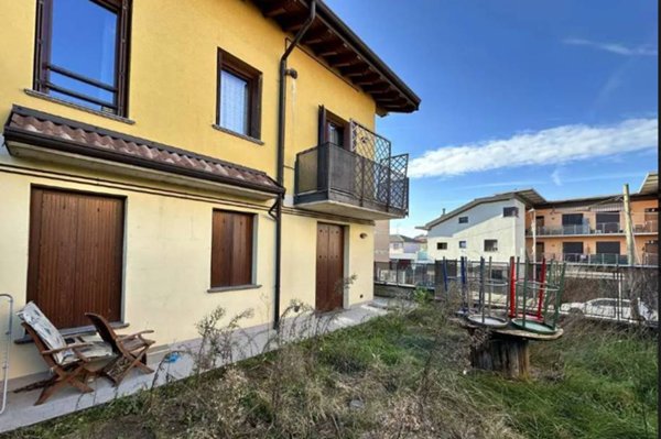 appartamento in vendita a Cornate d'Adda
