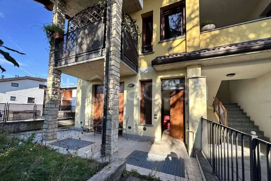 appartamento in vendita a Cornate d'Adda