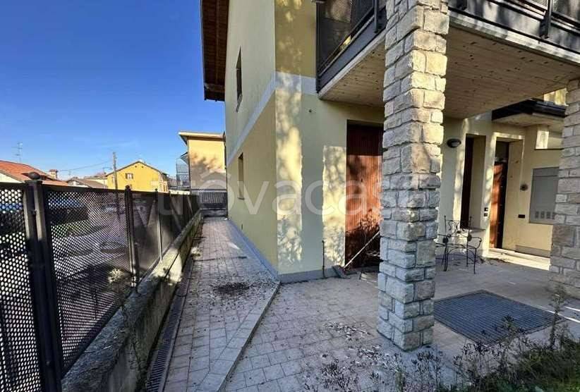 appartamento in vendita a Cornate d'Adda