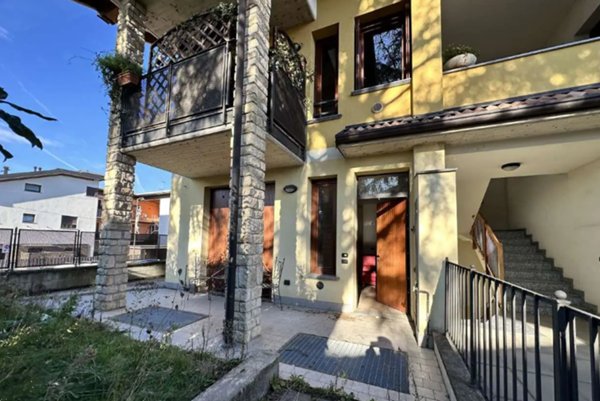 appartamento in vendita a Cornate d'Adda