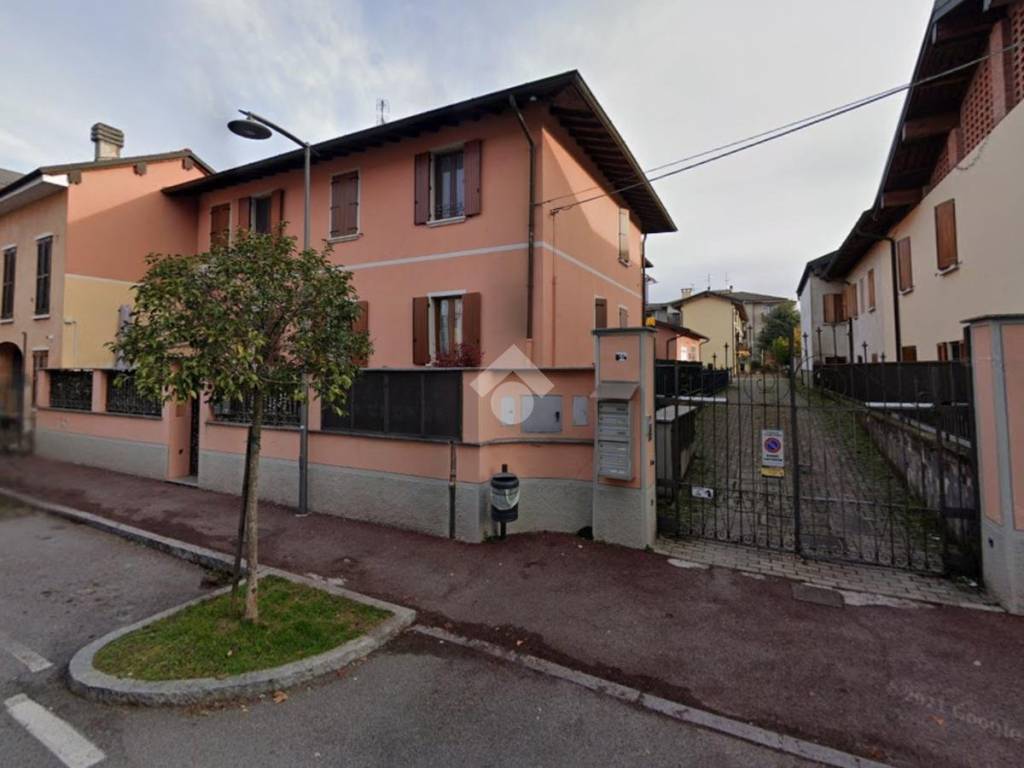 appartamento in vendita a Cornate d'Adda