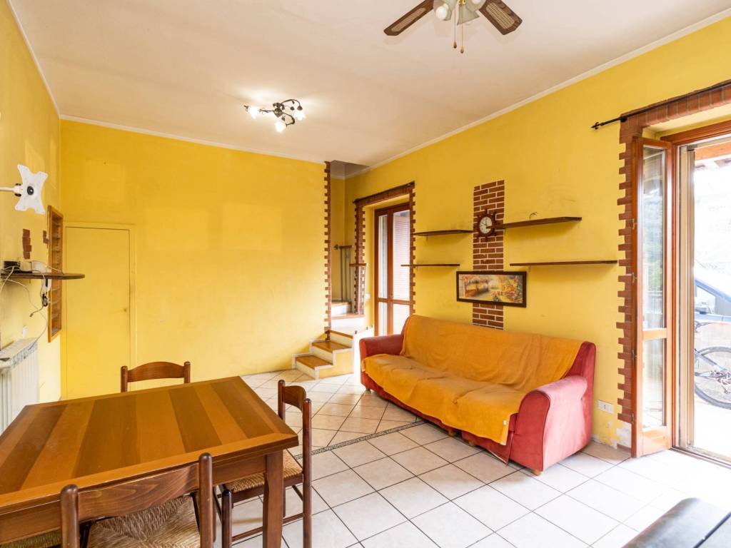 appartamento in vendita a Cornate d'Adda