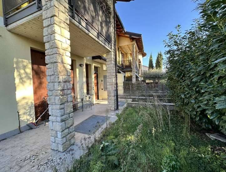 appartamento in vendita a Cornate d'Adda
