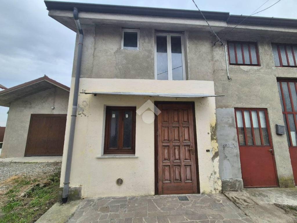 appartamento in vendita a Cornate d'Adda