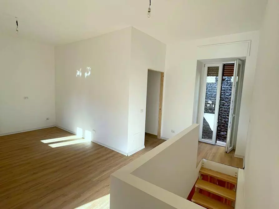 appartamento in vendita a Cornate d'Adda in zona Colnago