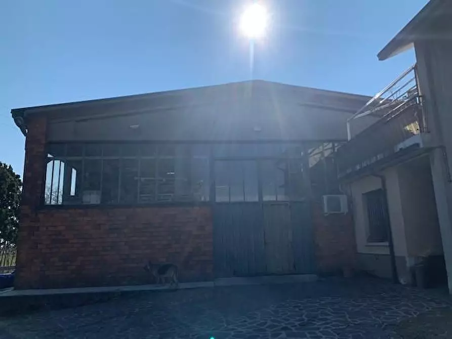 capannone in vendita a Cornate d'Adda