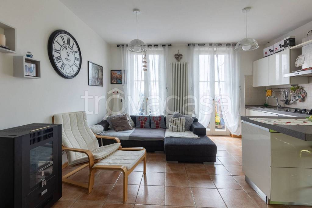 appartamento in vendita a Cornate d'Adda