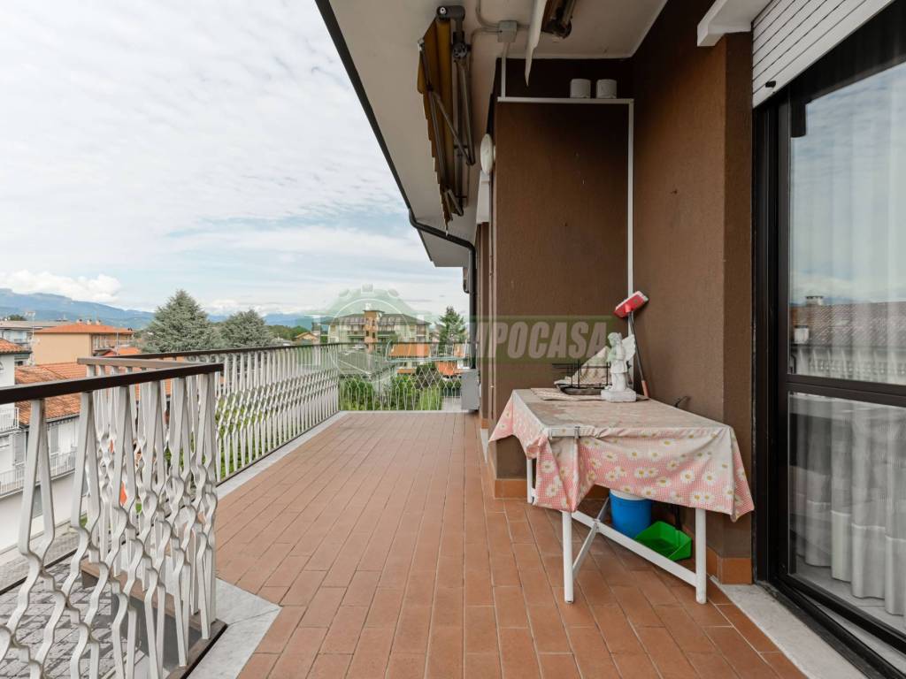 appartamento in vendita a Cornate d'Adda