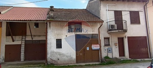 casale in vendita a Cornate d'Adda