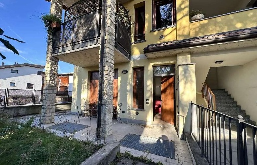 appartamento in vendita a Cornate d'Adda