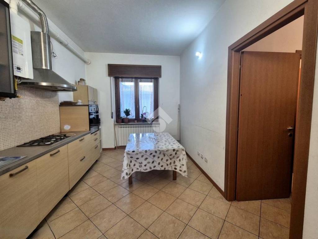 appartamento in vendita a Cornate d'Adda