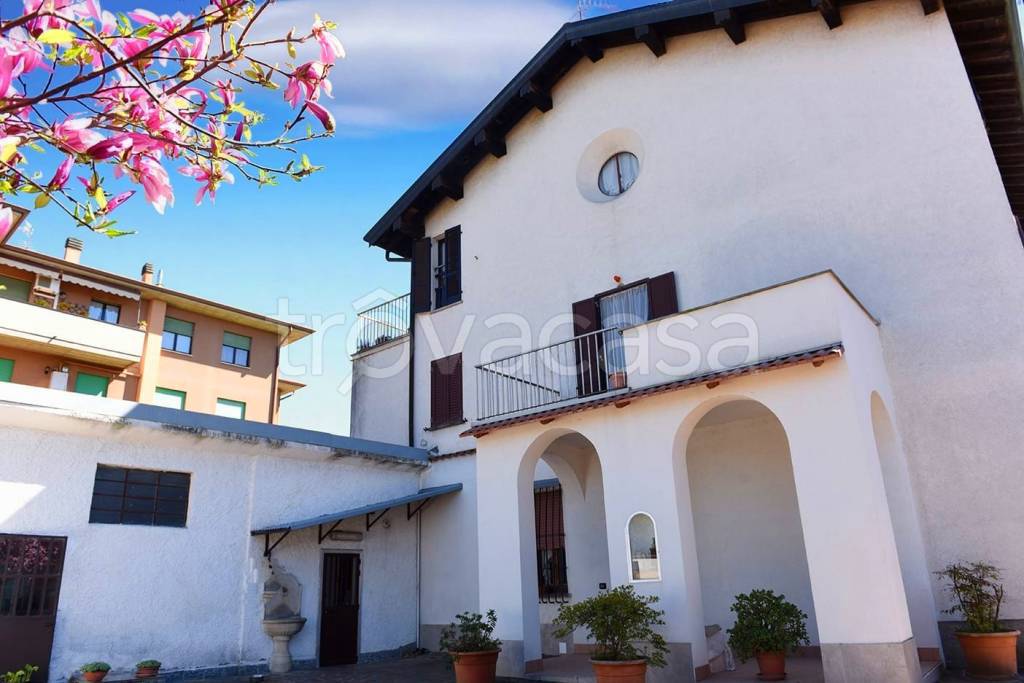 casa indipendente in vendita a Cornate d'Adda