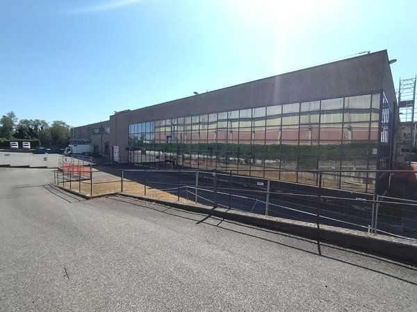 capannone in vendita a Cornate d'Adda