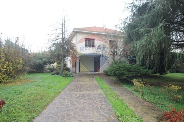 casa indipendente in vendita a Cornate d'Adda in zona Colnago