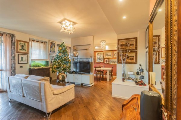 appartamento in vendita a Cornate d'Adda