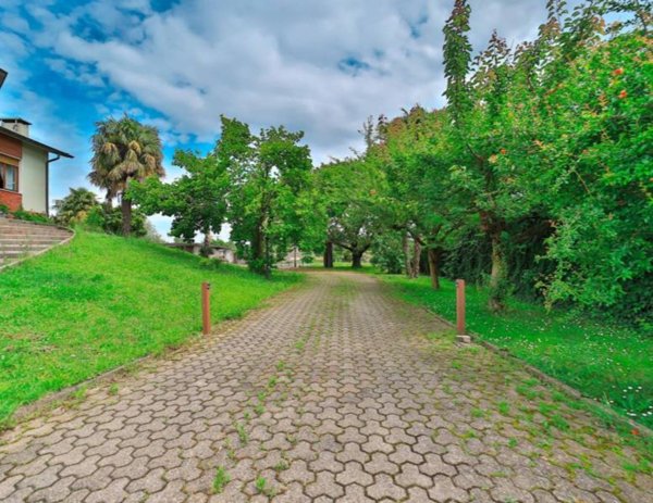 casa indipendente in vendita a Cornate d'Adda in zona Colnago