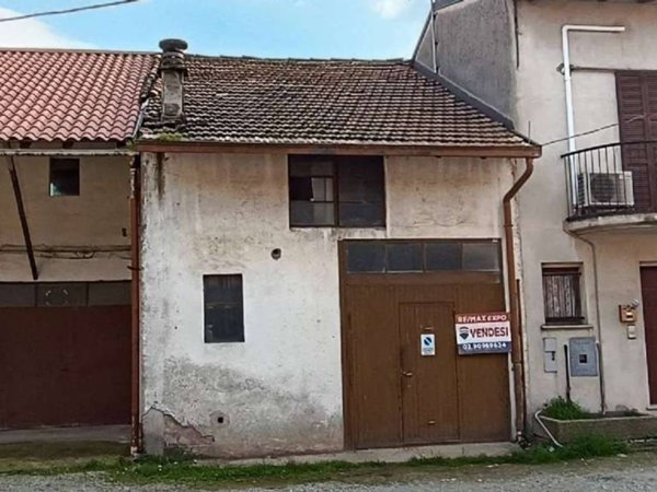 locale commerciale in vendita a Cornate d'Adda