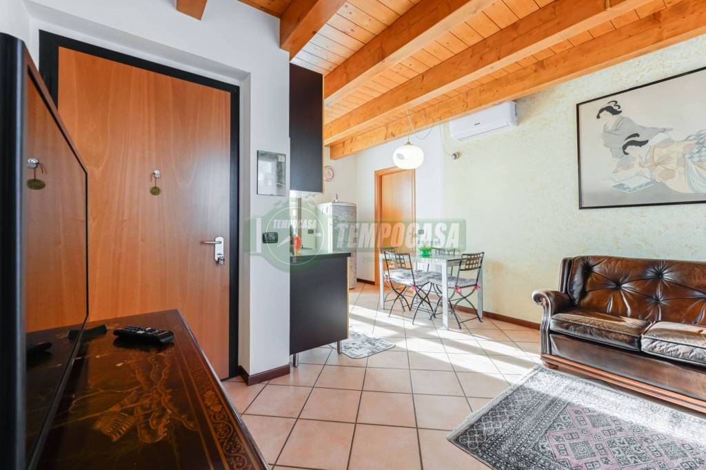 appartamento in vendita a Cornate d'Adda