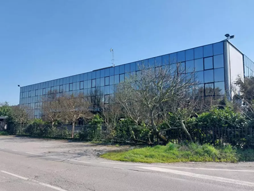 ufficio in vendita a Cornate d'Adda