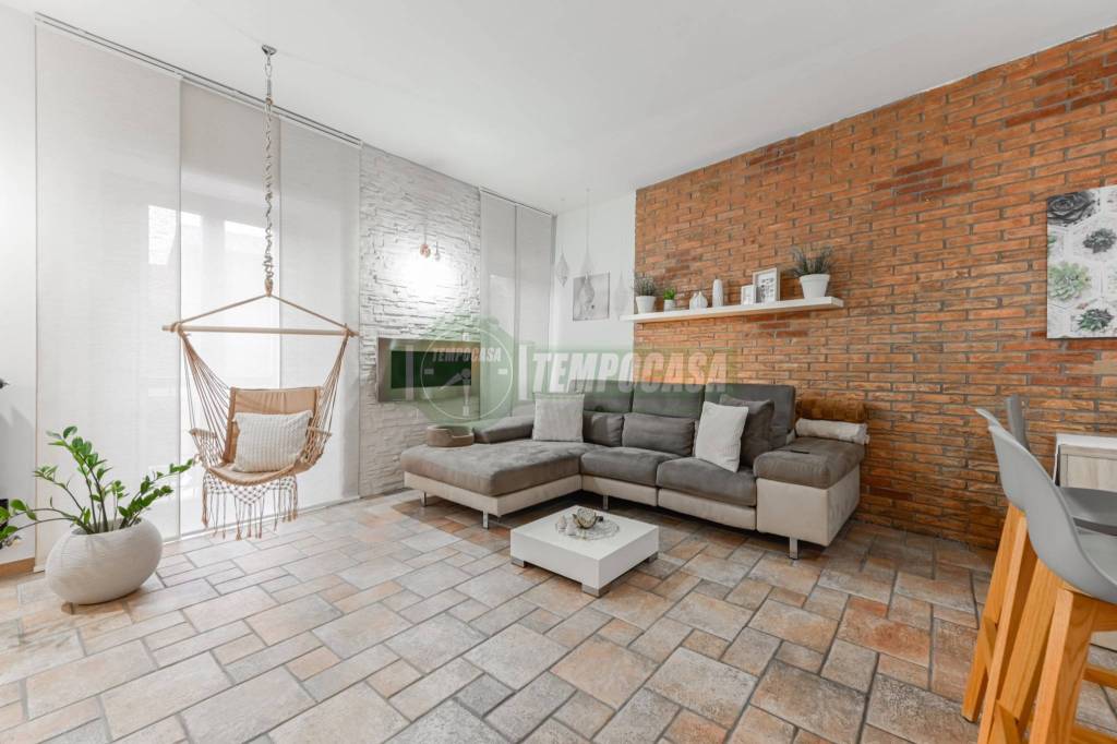 appartamento in vendita a Cornate d'Adda