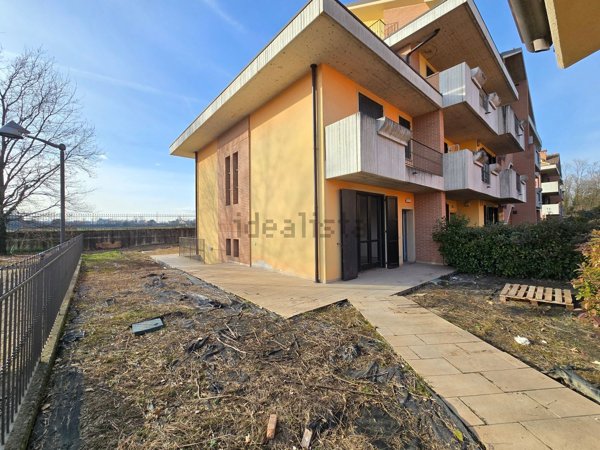 appartamento in vendita a Cornate d'Adda