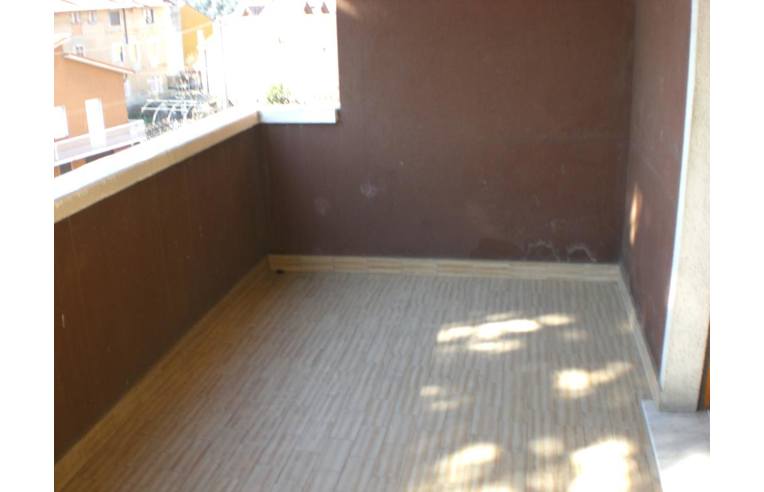 appartamento in vendita a Cornate d'Adda in zona Colnago