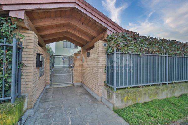 appartamento in vendita a Cornate d'Adda