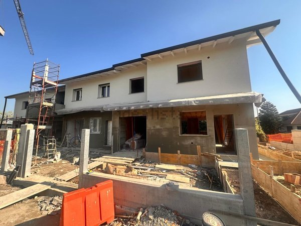 casa indipendente in vendita a Cornate d'Adda