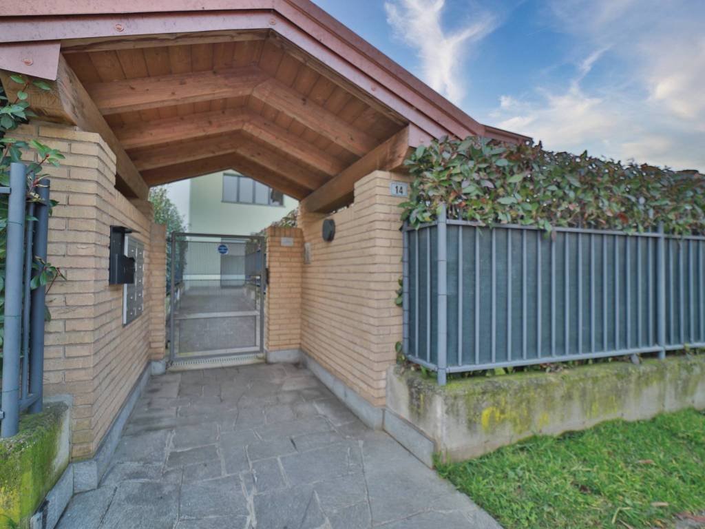appartamento in vendita a Cornate d'Adda
