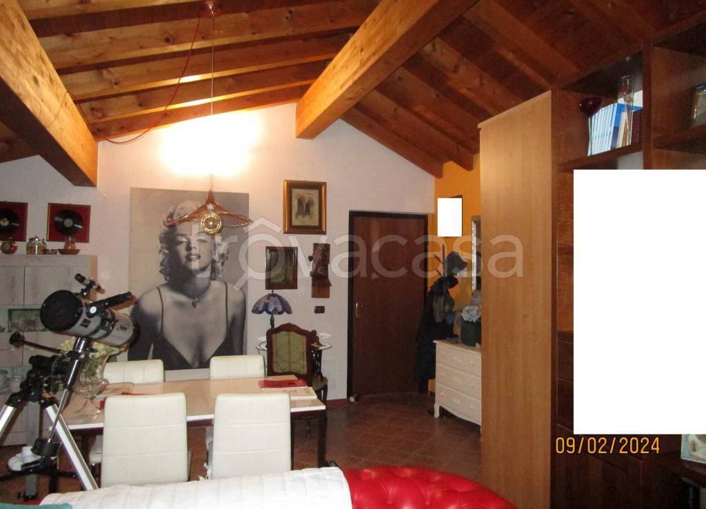 appartamento in vendita a Cornate d'Adda